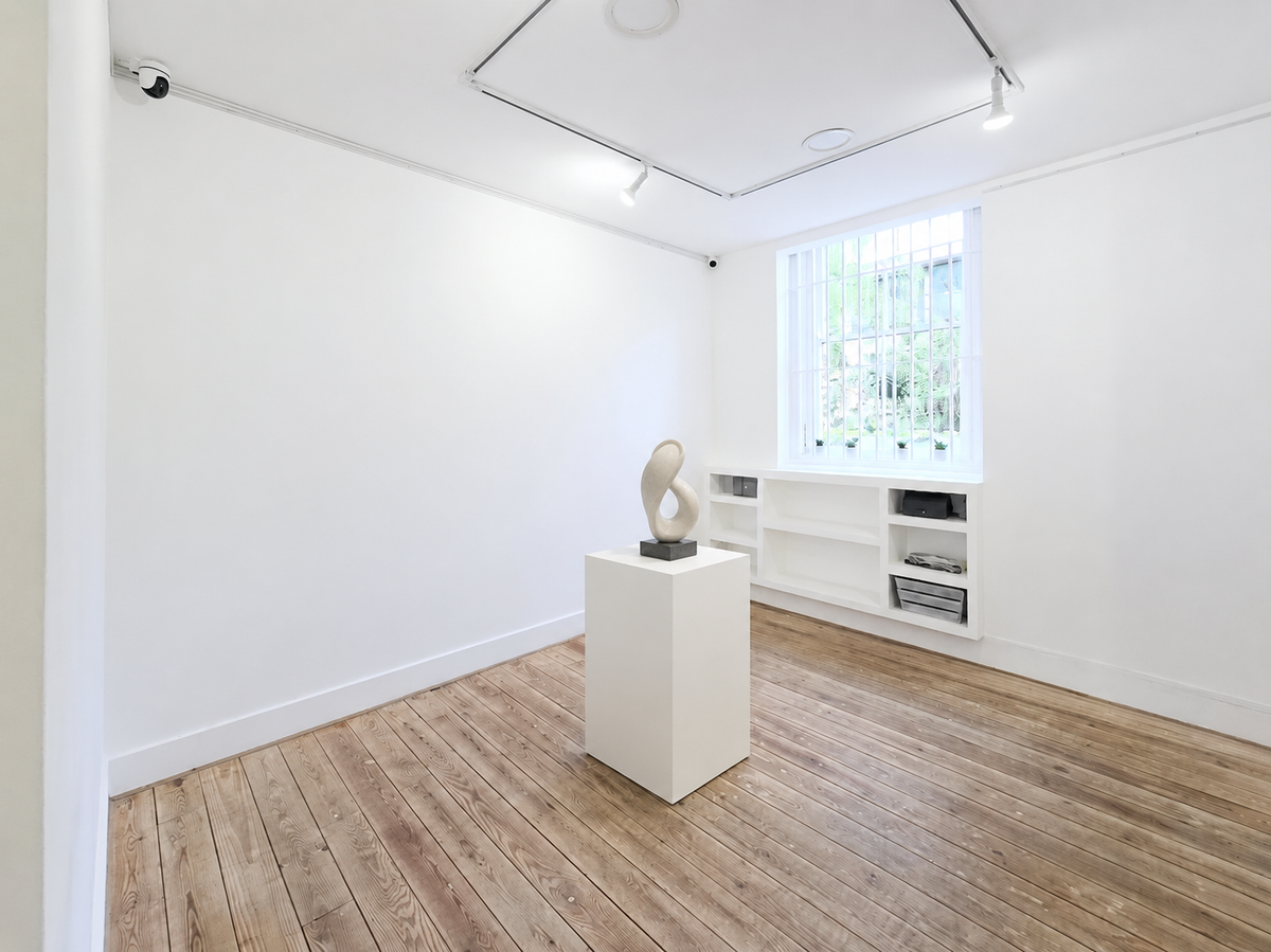 Artist-Owned Display Space | Maximum 60 × 60 cm