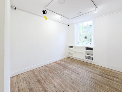 Wall 10 - 355 cm  · LOVE IS LOVE EXHIBITION