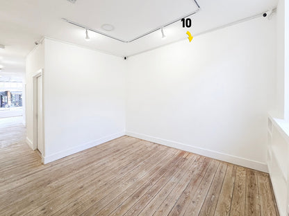 Wall 10 - 355 cm  · LOVE IS LOVE EXHIBITION